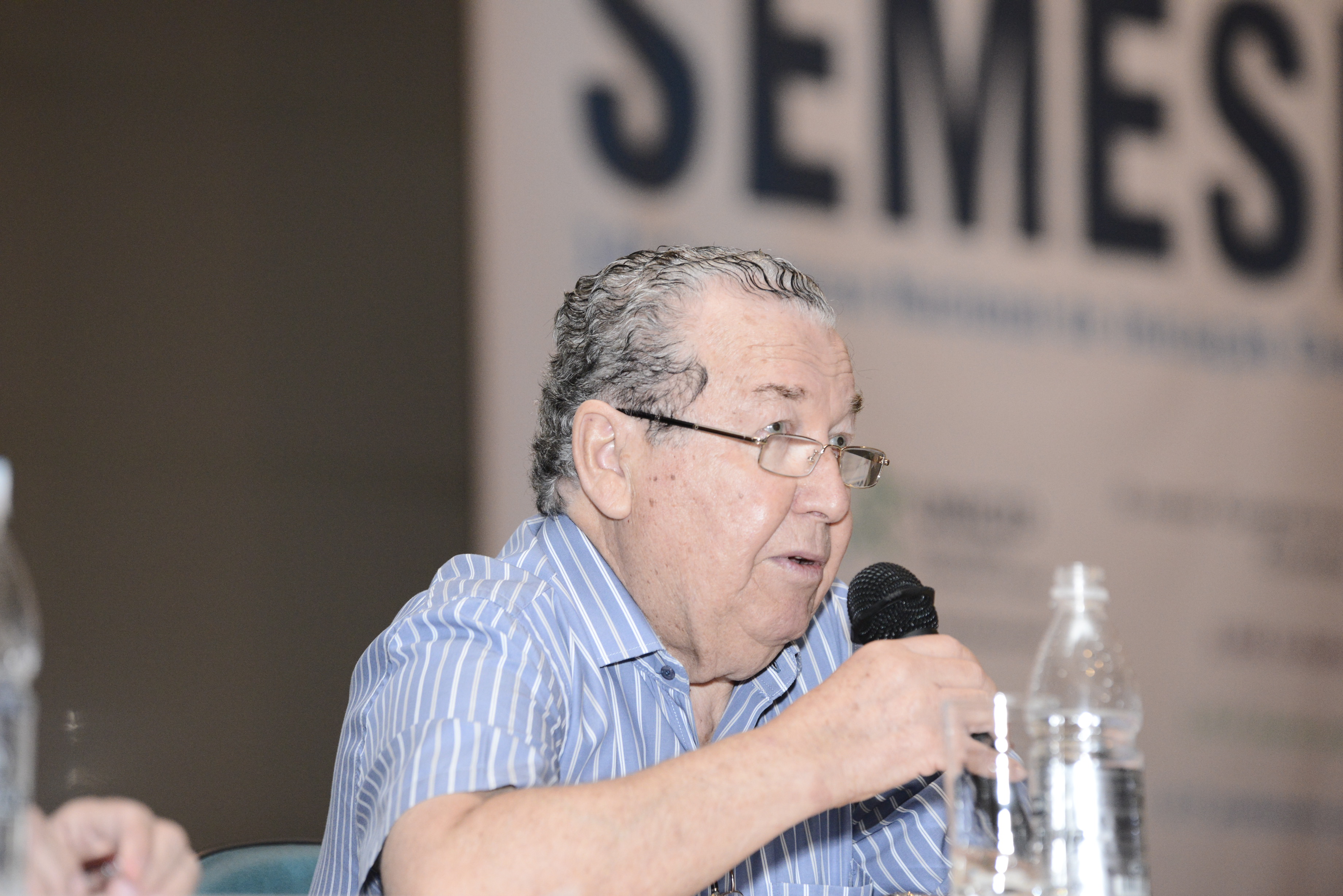 Semesp pede ao MEC revisão urgente das mudanças no Fies