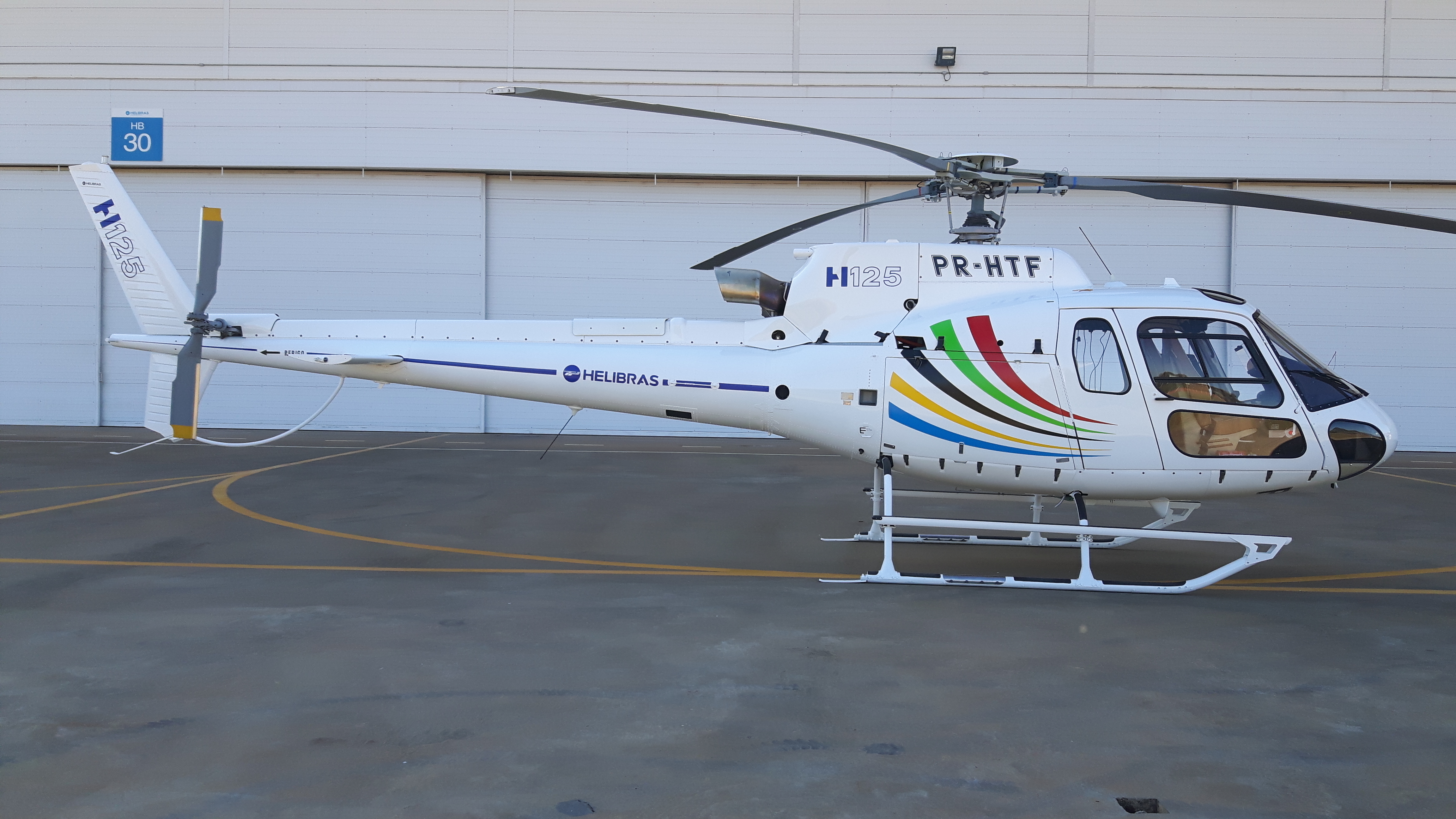 Helibras leva à Labace a experiência de 38 anos fabricando helicópteros no Brasil