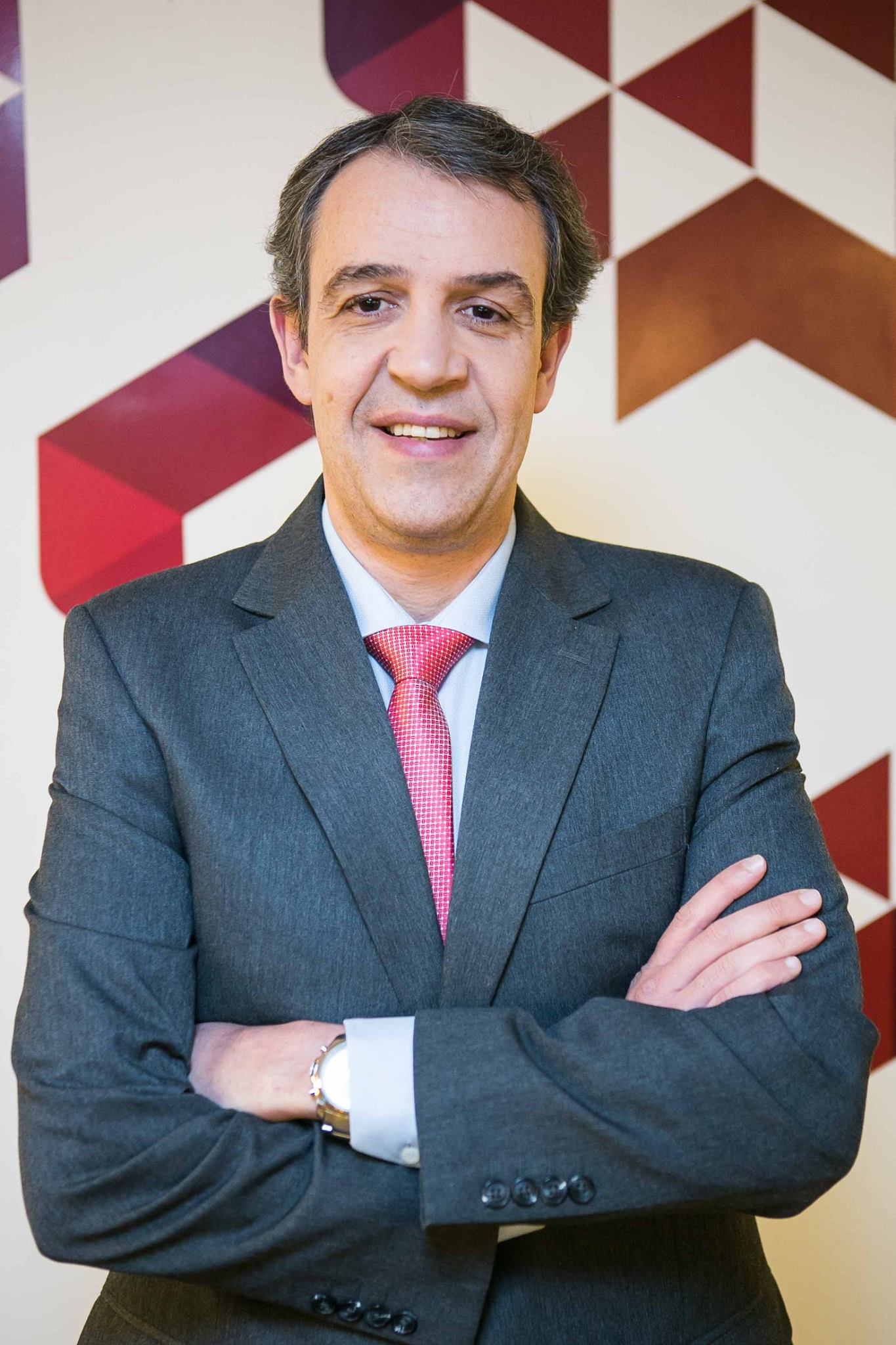 Diretor do Semesp fala sobre financiamento ao Jornal da Band