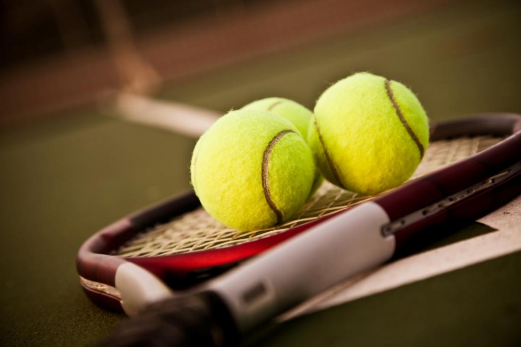 Novo torneio de tênis reúne  atletas de clubes de todo o estado