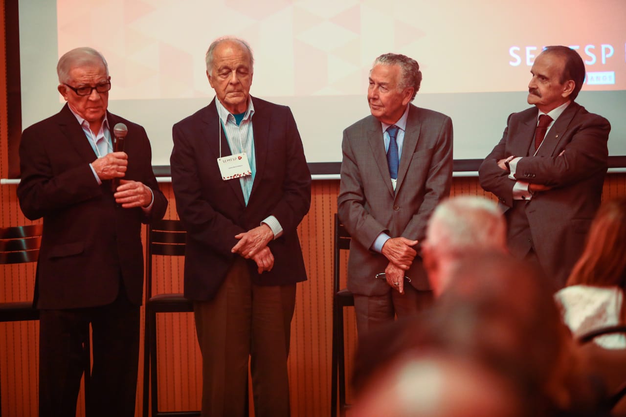 Evento com gestores de IES marca 40 anos do Semesp