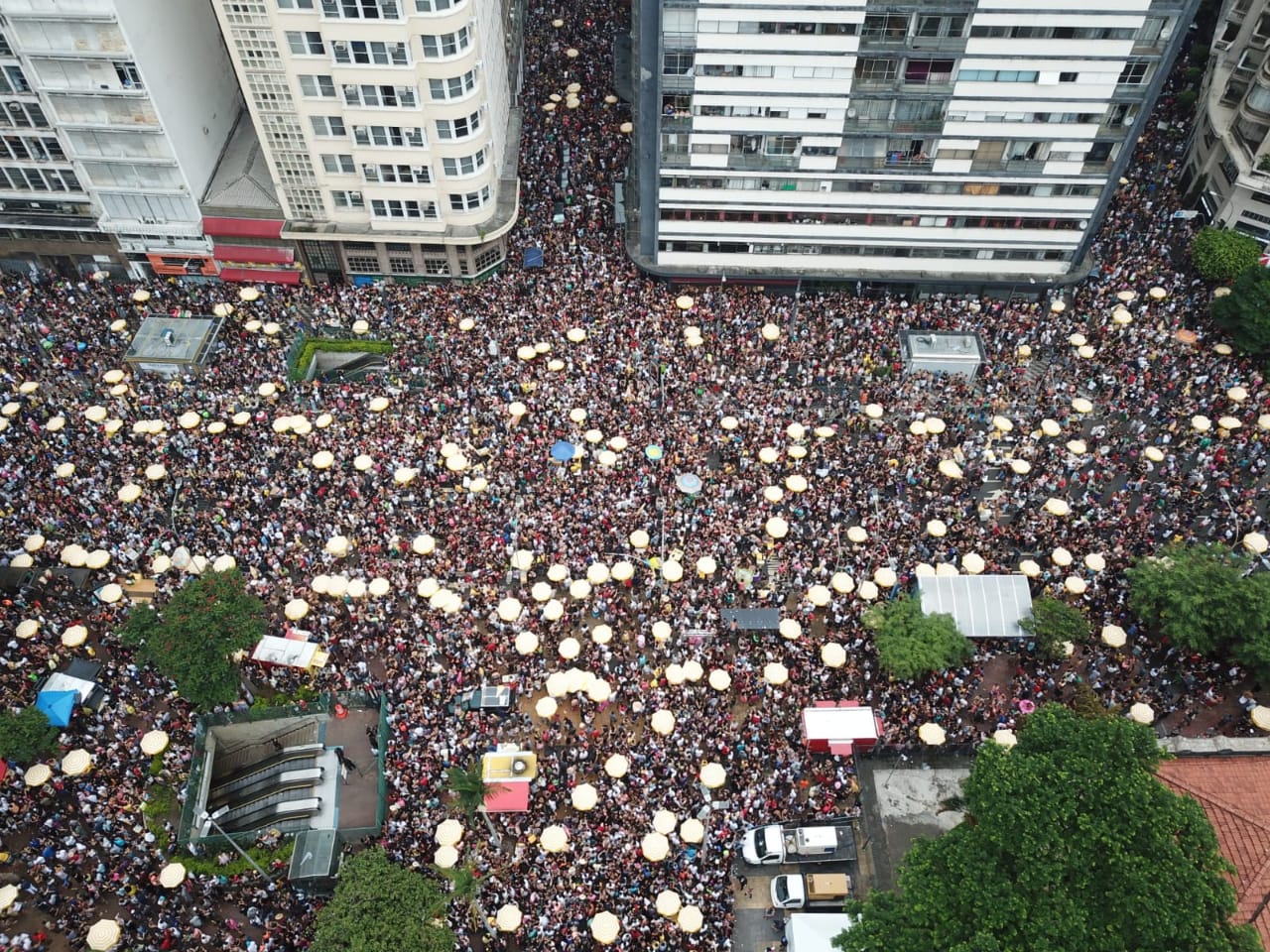 Renova Centro fala ao R7 sobre problemas do Carnaval de rua